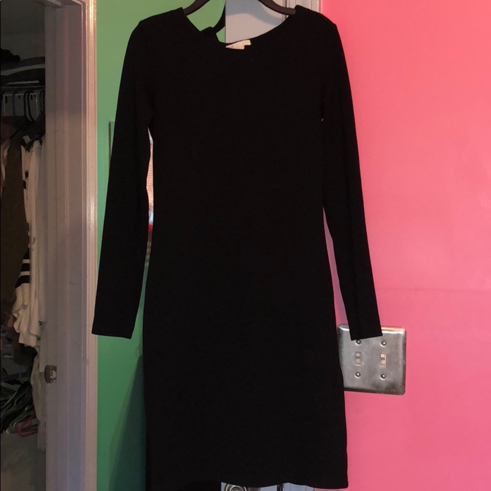 Fitting Black Dress